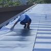 Telha de Aço Colorido Membrana Autoadesiva Impermeável Renovação de Telhado Metálico À Prova de Vazamentos Folha de Ferro Sem Cola de Base Material Queimado ao Fogo À Prova de Vazamentos