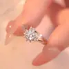 Anillo de Girasol de Plata S925 con Moissanita de 50 Puntos para Mujer, Diseño de Nicho con Acabado de Alta Gama, Chapado en Oro, Regalo para Novia
