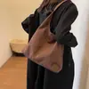 Bolsa de ombro de veludo transfronteiriça, estilo retrô e casual, bolsa tote de grande capacidade, versátil para o trabalho, bolsa de mão e conjunto de bolsas combinando, personalizável