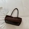 Bolso tote minimalista de nicho estilo coreano 2026 nuevo modelo bolsa de gran capacidad para debajo del brazo bolso de hombro de color liso retro de nicho para commuting