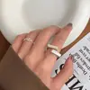 Anillo abierto cuadrado largo escalonado de Corea del Sur para mujer, nuevo diseño de nicho de moda, anillo minimalista de estilo frío a la moda.
