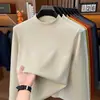 Nueva camiseta interior de manga larga con cuello alto medio de forro polar de doble cara para otoño e invierno, versátil, a la moda, engrosada y cálida para hombre