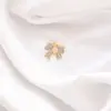 Broche de Laço Coração Simples para Mulheres, Corsage de Luxo, Alfinete Anti-Exposição para Gola Feminina, Alfinete de Cardigã, Acessório de Roupa