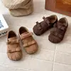 Zapatos de Cuero Retro para Niñas 2026 Primavera/Otoño Nuevos Zapatos Infantiles Zapatos de Princesa para Niñas Mocasin de Suela Suave Zapatos Individuales Modernos
