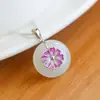 Collar de estilo étnico en plata s925 con incrustaciones de esmalte y flor de cerezo, colgante con hebilla de seguridad de jade hetiano natural