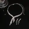 Aretes Colgantes con Borla en Forma de Gota de Agua Incrustada de Diamantes Estilo Francés Retro Palacio Cadena para Clavícula Lujo Accesible Traje de Alta Gama para Mujer