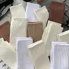 Meias Listradas Sólidas Japonesas Sem Costura Meia-Panturrilha Novas Para Casa Respiráveis Tendência Meias Felpudas Esportivas de Estudante Longas