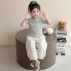 Conjunto de Pantalón Jogger de Manga Corta con Cuello de Muñeca Estilo Coreano de Dibujos Animados para Niñas, Atuendo de Verano de Dos Piezas a la Moda para Niños