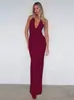 Vestido longo sexy slim-fit de verão 2026, estilo europeu e americano, cor sólida, sem costas, gola halter, sem mangas, com amarração, decote V profundo