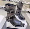Coleção Outono/Inverno 2026 estilo coreano: botas femininas curtas com detalhes de fivela, botas de montaria estilo britânico, botas da moda que emagrecem e botas western