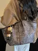 Elegante Bolso Tote Xiaomi de Gran Capacidad Estilo Retro para Mujer 2026 Otoño Nuevo Elegante Bolso de Hombro Casual Bolso de Axila Bolso de Viaje