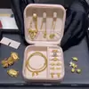 Mini Caja de Joyería Portátil Transfronteriza Ins Simple de Viaje Caja de Joyería de PU Caja de Joyería para Collares y Pendientes Caja de Almacenamiento