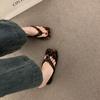 Chanclas Negras de Tacón Grueso para Mujer, Calzado de Exterior, Nuevos Sandalias de Tira de Dedo Estilo Verano 2026, Zapatos de Dedos Separados, Sandalias