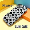 Funda de Teléfono Pequeña con Textura de Concha Imitación Lujo Ligero y Flores de Margarita para iPhone 18 Pro Película Ultra Delgada Transferencia de Calor Funda Mate