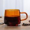 Atacado de fábrica caneca de café de vidro borossilicato colorida com alça de prato Caneca de bebida para casa conjunto de café xícara de vidro