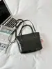 Bolso Tote de Cuero Encerado de Gran Capacidad a la Moda 2026 Primavera Nuevo Elegante y Único Retro Bolso de Hombro/Axila