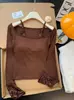Top Sexy Ajustado de Lentejuelas Puro Deseo para Mujer, Camiseta Interior de Manga Larga, Nuevo Estilo Otoño e Invierno 2025 con Hombro Descubierto y Versátil