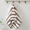 Toalla Facial de Coral de Punto de Urdimbre Catiónica con Rayas Anchas para Uso Diario en el Hogar, Suave y de Secado Rápido para Adultos, Absorbente
