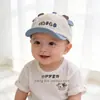 Chapéus de Bebê Primavera e Outono Novo Estilo Fofos e Super Adoráveis Bonés de Baseball com Aba Macia para Meninas Pequenas e Meninos Recém-Nascidos