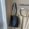 Bolso de alta gama para ir al trabajo para mujer 2025 primavera e invierno nueva moda bolso de hombro sencillo bolso tote bandolera