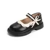 Zapatos Pequeños de Cuero para Niñas 2025 Otoño Nuevos Versátiles Modernos Zapatos para Niños Moda Moño Zapatos Casuales de Cuero para Niñas