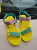 Sandálias Sandálias de Verão Novo Estilo Étnico Europeu e Americano Velcro Sapatos Femininos 36-414243 Sapatos de Tamanho Grande