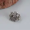 Plata de ley 925 negro tinta murciélago cuadrado hueco trípode gancho hebilla accesorios vintage artesanía antigua gancho botón hebilla de cola DIY
