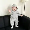 Conjunto de dos piezas de dibujos animados con retazos para bebés y niños pequeños, conjunto de sudadera con capucha para primavera y otoño para bebés niños, ropa deportiva casual para que los pequeños la usen al aire libre