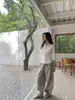 Camisa Branca CRUCREAMS com Decote V para Mulheres, Top Casual Versátil de Verão com Inteligência Alta e Corte Slim