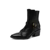 Botas Chelsea de Couro Lavado Tamanho Grande 40-42 Outono/Inverno 2026 Salto Médio Robusto Bico Quadrado Fivela Botas de Cano Curto de Couro Genuíno Femininas