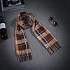 Bufanda especial de otoño e invierno cálida con forro de polar para hombre y niño, terciopelo de doble cara, estampado de cuadros blanco y negro, regalo al por mayor, bufanda para hombre
