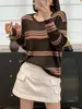 Colección Otoño 2026: Suéter Delgado de Punto con Cuello Redondo Hueco Estilo Fair Isle Retro de Manga Larga para Mujer