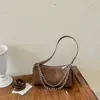 Bolsa Feminina de Axila 2026 Novo Modelo de Outono, Nicho de Luxo Leve de Alta Qualidade Vintage Versátil para o Dia a Dia Bolsa de Ombro Transversal