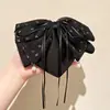 Grampo de Garra para Rabo de Cavalo com Laço de Fita de Cetim com Bolinhas High-End Retro Outono Inverno Novo Grampo para Cabelo Meio Preso na Nuca para Mulheres