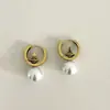 Brincos de Pérola com Letras de Metal Estilo Coreano para Mulheres, Um Par com Duas Formas de Usar, Luxo Leve, Sensação de Alta Qualidade, Brincos com Design Destacável