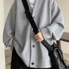 Elegante chaqueta de punto gofrado para hombre con cuello en V, perfecta para primavera y otoño, con un look relajado y chic