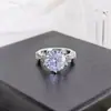 Anillo de Compromiso de Lujo Vintage Retro Transfronterizo Europeo y Americano para Mujer, No se Desvanece, Nicho, Venta al por Mayor R1805