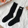 Meias com Babado de Renda para Mulheres, Estilo Fino de Primavera e Verão, Meias de Algodão de Cor Sólida, Meias Longas Respiráveis Sem Costura com Patch de Letra Série Miu para Verão