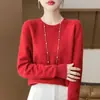Suéter pronto para vestir de primeira linha sem costura feminino 2024 outono e inverno novo all-match gola redonda plus size camisa de base de malha