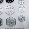 Accesorios de Ferretería Letra Tp Negra Hexagonal Letra Marca Registrada Incrustada Ropa de Mujer Tejida Cubierta de Pintura de Puntos Decorativa Marca Pegamento de Cubierta