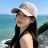 Nueva Gorra de Béisbol Bordada con Letras para Mujer, Sombrero de Sol Versátil Estilo Coreano para Primavera y Otoño, Circunferencia de Cabeza Grande, Gorra de Pico Adelgazante para Hombre