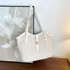 Bolsa tote de gran capacidad, nueva bolsa casual para el hombro para ir al trabajo, vacaciones en la playa, estilo coreano, tejida, de moda, versátil