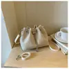 Bolsa Pequeña Transfronteriza Retro Mate para Mujer 2026 Nuevo Estilo Moda Versátil Bolso de Hombro Cruzado Bolso Cubo Súper Popular para el Trabajo