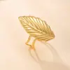 Anillo de acero inoxidable estilo europeo y americano para mujer, personalidad de alta calidad, joyería de acero de titanio, soldadura por presión de aceite, flor de marca, anillo abierto, fábrica de venta al por mayor