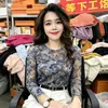 Camiseta de manga larga estampada para mujer de comercio exterior transfronterizo, ropa de madre, top ajustado de cuello redondo con bloques de color, ropa para mujeres de mediana edad y mayores