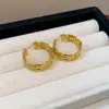 Modernos y Minimalistas Brazaletes para Oreja Retorcidos de Piedra Ojo de Tigre para Mujer, Pendientes Versátiles Vintage, Accesorios para Orejas de Otoño e Invierno con un Toque de Lujo Ligero y de Alta Gama