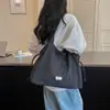 Bolsa de Ombro Grande Capacidade Estilo Coreano Transfronteiriça para Mulheres, Nova Coleção Outono/Inverno 2026, Design Casual Plissado, Bolsa Tote Estilosa com Alto Apelo Estético