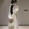 Nueva Bata de Noche de Longitud Media para Mujer Primavera/Otoño 2026, Manga Larga, Casual, Estilo Coreano, Ribete de Encaje, Ropa de Casa, Se Puede Usar Afuera