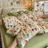 Conjunto de cama de quatro peças com borda de algodão 100% A, estilo fresco de renda INS, lençol, capa de edredom, conjunto de três peças para dormitório estudantil