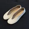 Textura de pele de ovelha, sapatos casuais elegantes de bico redondo, sem cadarço, para mulheres, sapatos de balé planos confortáveis de couro macio, sapatos de avó